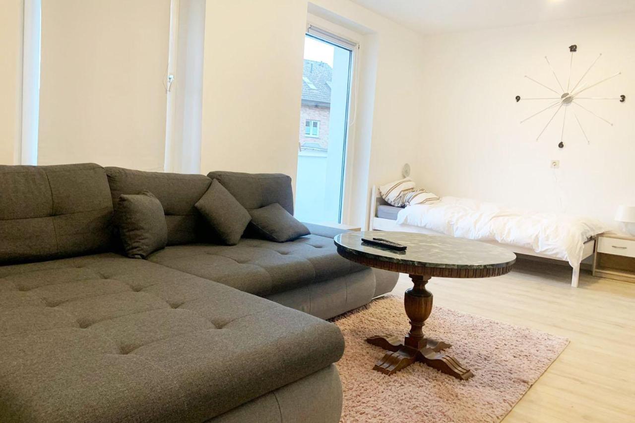 3 Bedroom Apartment In לברקוסן מראה חיצוני תמונה